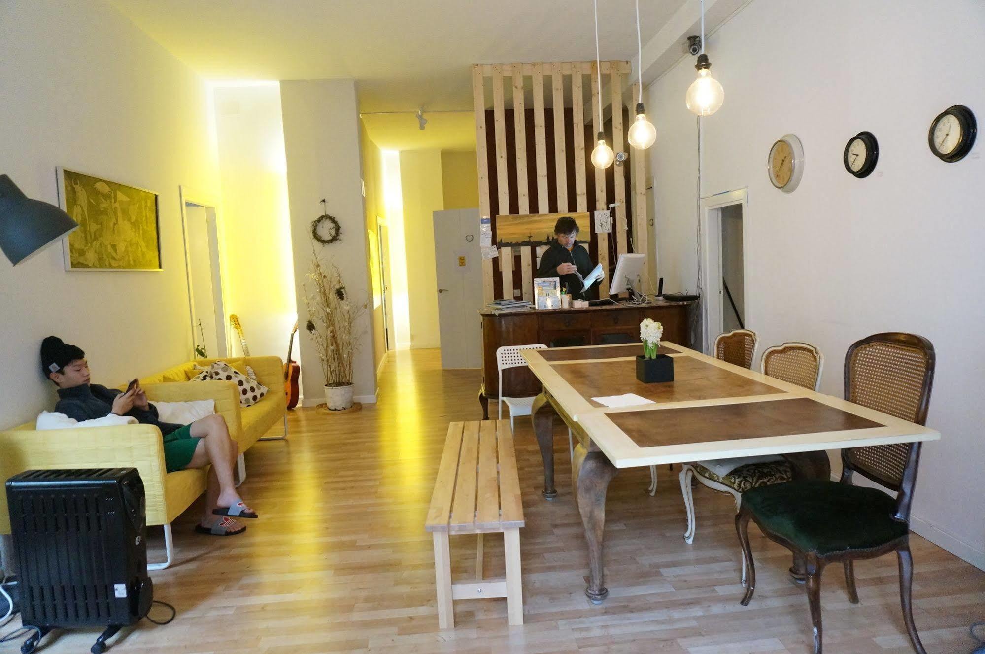 Camino B&B Barcellona Esterno foto