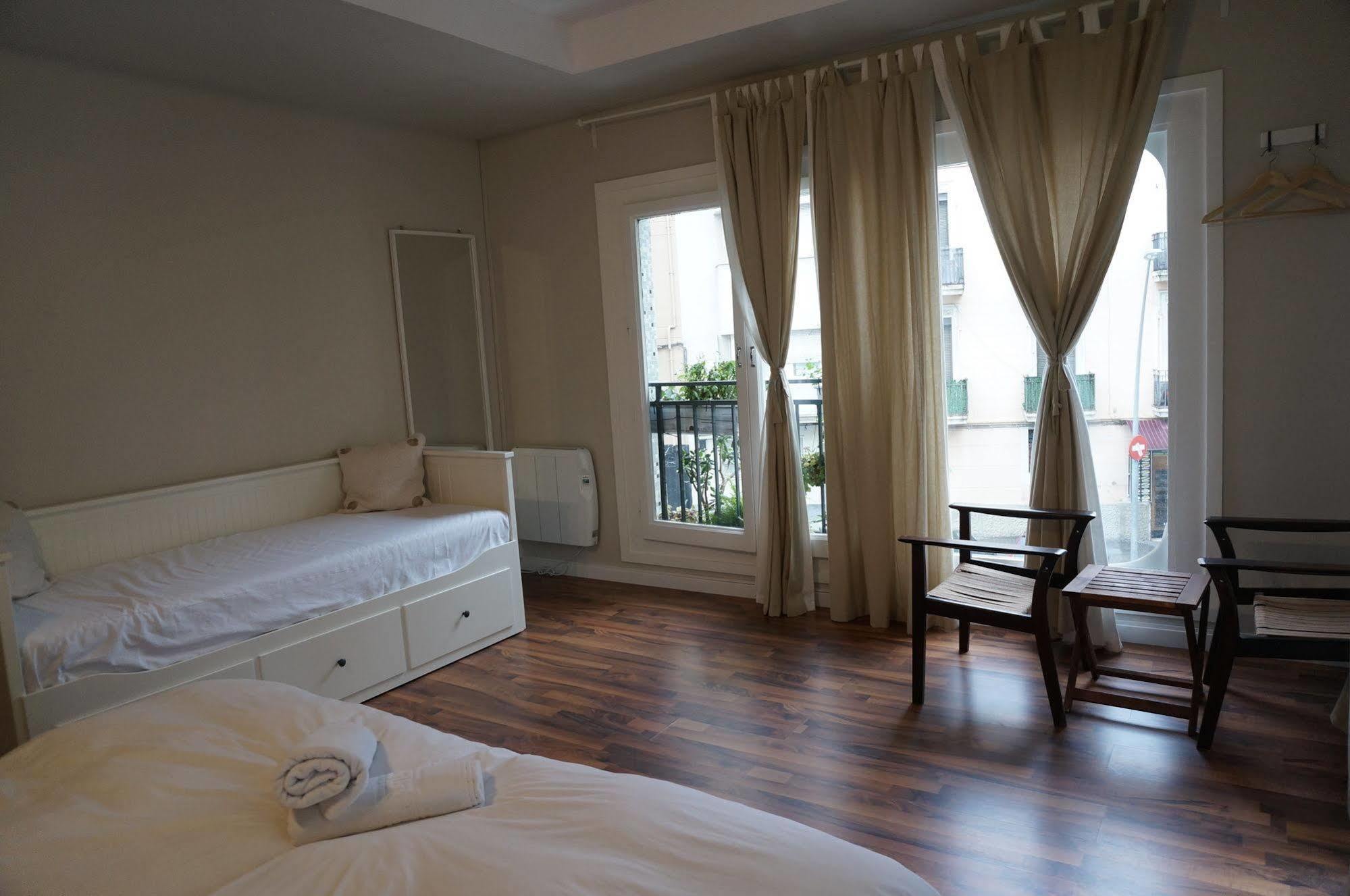 Camino B&B Barcellona Esterno foto