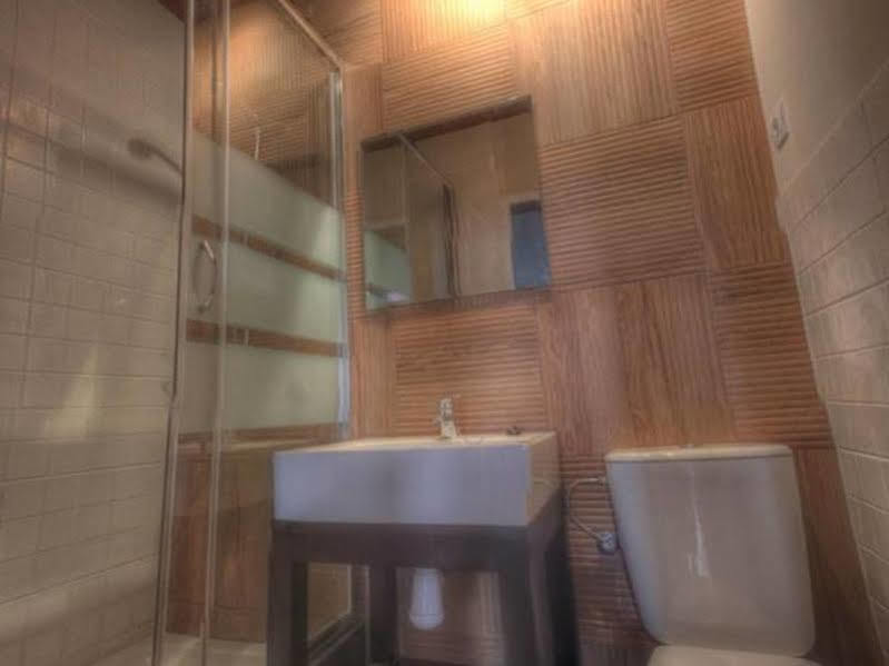 Camino B&B Barcellona Esterno foto